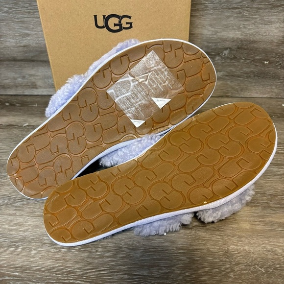 UGG | Maxi Curly Scuffetta Slippers In Save Blossom Purple NEW - Picture 9 of 10